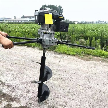 植树打洞机 多功能夯土打桩洞机 二冲程汽油地钻机 工作速度快