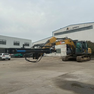 挖机改装液压钻机 气动潜孔凿岩机螺旋钻孔 矿山隧道上门安装