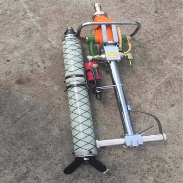 MQTB-80/2.0 型气动支腿式帮锚杆钻机
