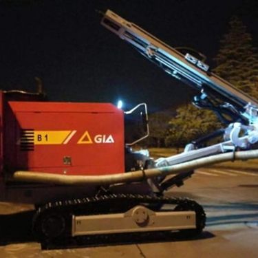 红五环B6 ,B6A全液压一体式露天潜孔工程钻机