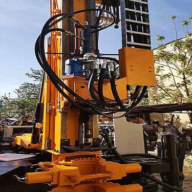 斜孔仰角施工旋喷钻机厂家 隧道加固止水旋喷桩机 聚强高压注浆泵机