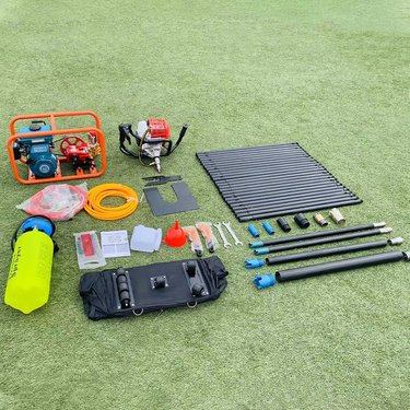 轻便汽油款回转取芯背包钻探机小型地质勘探野外矿脉勘察取样钻机