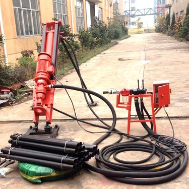 安徽宿州矿山岩层凿岩设备青海海西120型电动潜孔钻机
