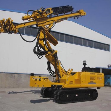 鸿矿 履带式高升举锚固钻机 边坡支护钻孔机 基坑加固凿岩机