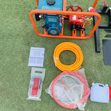 小型手持式矿山取样钻机地质勘察前期钻孔立式背包勘探机器