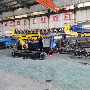 光伏电站钻孔机 小型潜孔引孔打桩设备 山地全液压引孔钻机 鲁邦