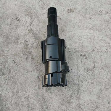 高风压219对心扩孔钻头HD65冲击器潜孔钻机锚固护拦孔山体加固