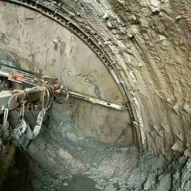 鑫通机械DWS钻注锚一体机锚杆凿岩台车性能特点