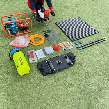 轻便浅层钻探取芯设备小型手持式勘探取样钻机单人背包式钻孔机