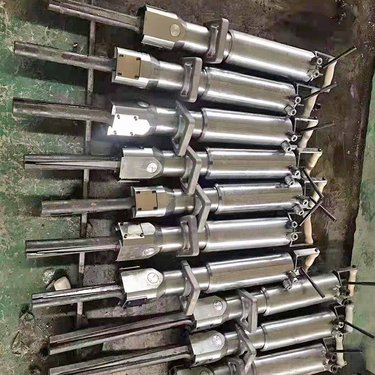 艾立克劈裂枪 无噪音凿岩机 小型柴油液压劈裂设备