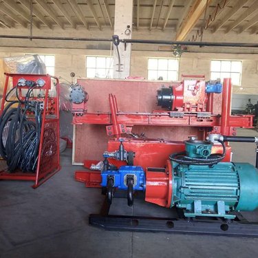 煤矿用履带式全液压坑道钻机 多角度钻进全角度钻孔设备