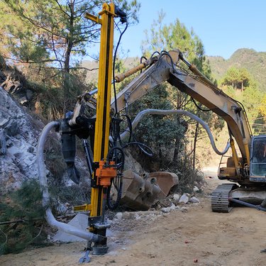 隧道加固坑基钻孔机 挖机改装螺旋钻机 一体式注浆轻型液压钻机