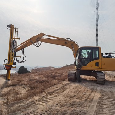 75勾机8千扭矩地钉钻机挖掘机改装液压凿岩机改冲击回转潜孔钻机