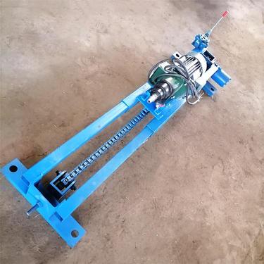 新疆 自来水管道钻孔机 自动过路打眼机 安装自来水管道钻眼机 液压 机械 自行走 可导向 洪涛电力
