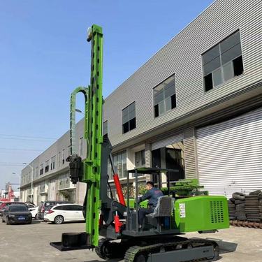 太阳能发电站安装螺旋钻机 多功能岩石打孔机 履带式光伏打桩机