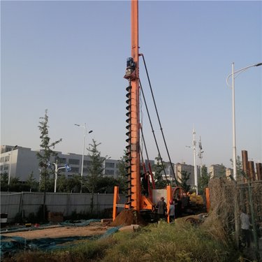 全液压长螺旋打桩机 16米引孔桩机 55KW动力头 履带底盘行走