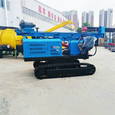 光伏打桩机施工 钢制履带螺旋钻孔机 履带式坑道钻机
