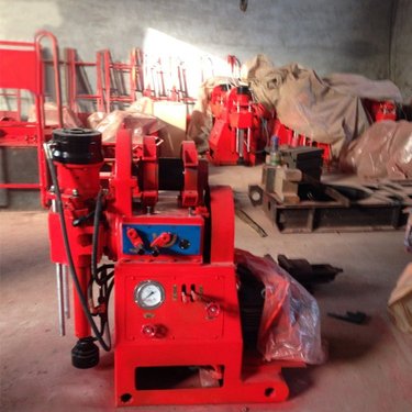 煤矿用坑道钻机