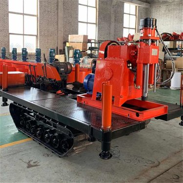 湖北鄂州 多角度打孔履带式注浆加固钻机 楼房加固顶管加固双液坑道钻机莱芜