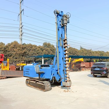 大扭矩液压光伏钻孔机 6米打桩机潜孔钻机 山地陡坡引孔机