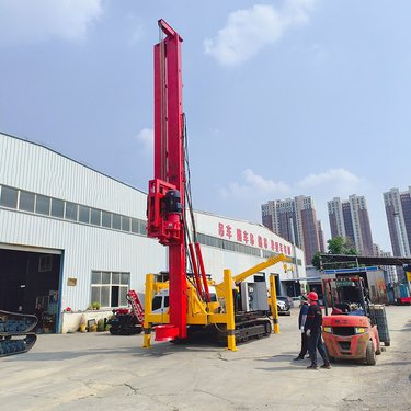 履带cfg长螺旋打桩机试机视频 多功能灌注桩钻机 20米360°旋转引孔