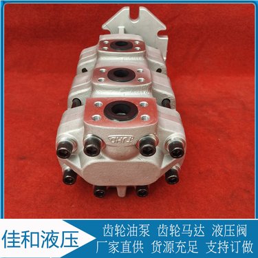 泰业履带式液压潜孔钻机 GPC4-32/32/25/16 佳和