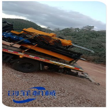 黑龙江大兴安岭 履带式凿岩钻裂机 挖改钻裂一体机 送货上门