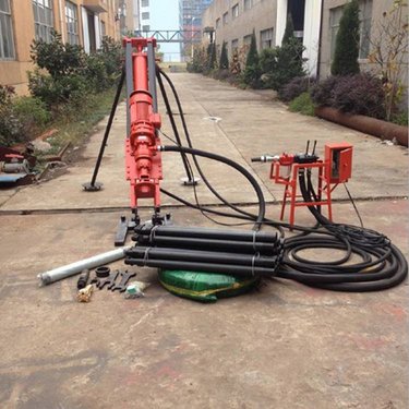湖北随州煤矿巷道支护凿岩钻机安徽池州支架式电气KQD-100潜孔钻机